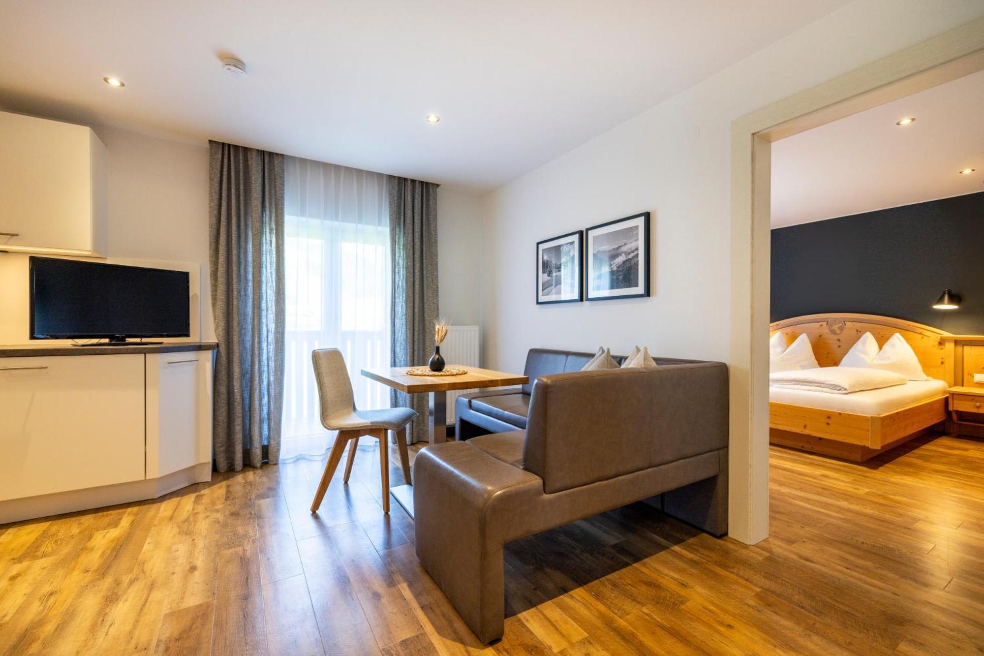 Aparthotel Jaegerheim フラッハウ エクステリア 写真