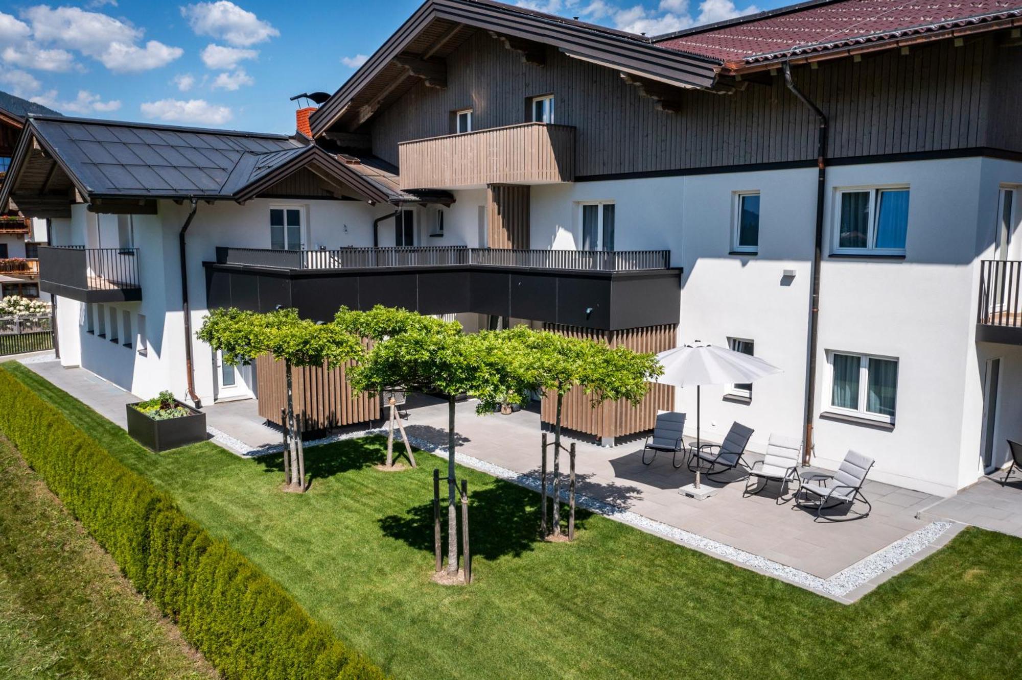 Aparthotel Jaegerheim フラッハウ エクステリア 写真